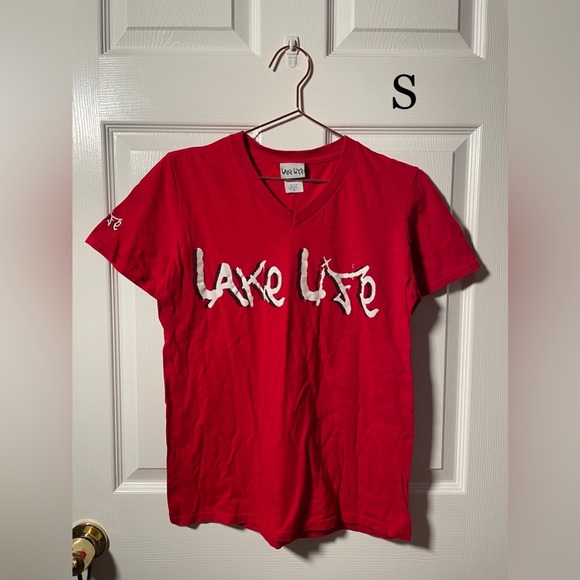 Red Lake Life Graphic Small T-Shirt - Picture 1 of 1